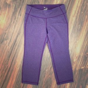 Old Navy Purple Athletic Capris Leggings
